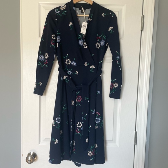 NWT ANN TAYLOR | FLORAL NAVY DRESS 3/4 SLEEVE Sz XS - Picture 1 of 6